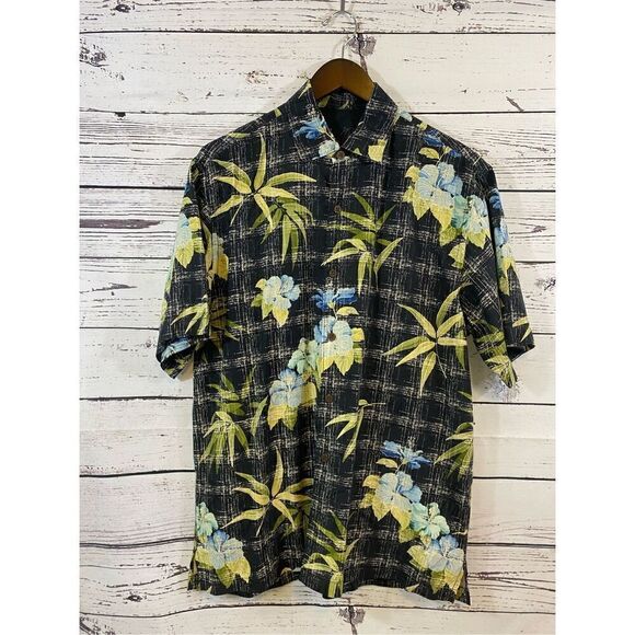 Tommy Bahama 100% Silk Short Sleeve Mens Short Size Medium - Picture 1 of 6